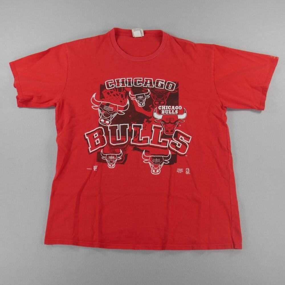 Vintage 90s Chicago Bulls NBA Red Graphic T-Shirt Made In‎ USA Mens Size Large